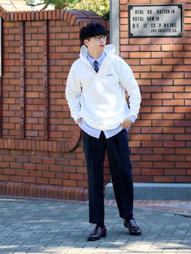 「ロゴパーカー」｜「アイテム（スウェット）」を使った、  風早ゆうたさん（メンズ・184cm）の冬コーディネート