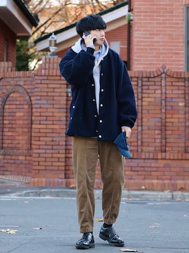 「コーデュロイパンツ」｜「アイテム（スタジャン）」を使った、  風早ゆうたさん（メンズ・184cm）の秋コーディネート