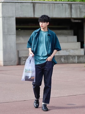 「B:MING by BEAMS（ビーミングバイビームス）のThe Container Shop × B:MING by BEAMS / 別注 PVC クリアトートバッグ（トートバッグ）」を使った、  風早ゆうたさん（メンズ・184cm）の夏コーディネート