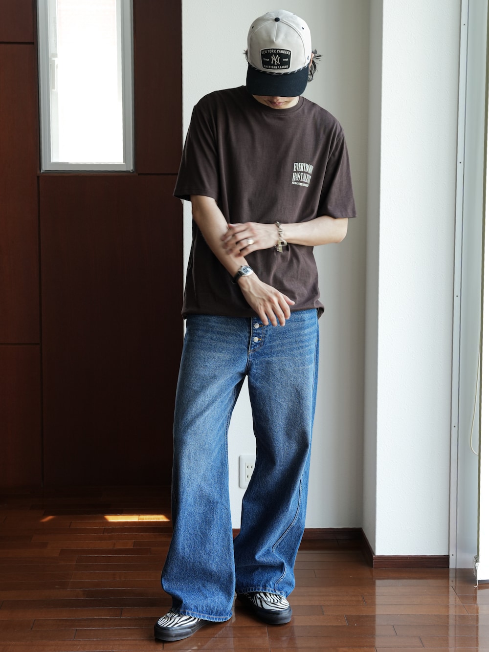 新品L⭐️ ロングスリーブTシャツ 風早ゆうた着用 ダークブラウン 風早ゆうたのコーディネート一覧 - WEAR