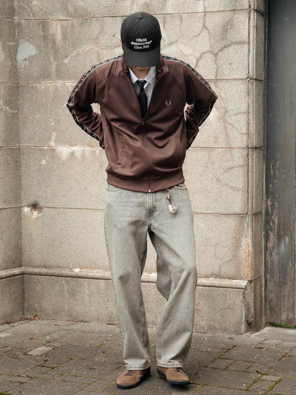 FRED PERRYのジャージ（ブラウン系）を使ったメンズ人気ファッション