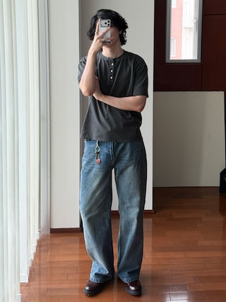 「Bleme(ブレム)のヴィンテージデザイン ヘンリーネック Tシャツ(Tシャツ/カットソー)」を使った、 風早ゆうたさん(メンズ・184cm)の夏コーディネート