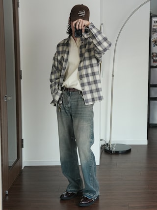 「Halcyon Belt Company（ハルシオン ベルト カンパニー）のHALCYON B.C: STUDS BELT 28mm スタッズ ベルト（ベルト）」を使った、  風早ゆうたさん（メンズ・184cm）の春コーディネート