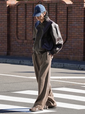 「adidas（アディダス）のadidas / BW ARMY DARK BROWN（スニーカー）」を使った、  風早ゆうたさん（メンズ・184cm）の秋コーディネート