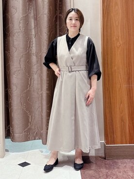 「grove（グローブ）の【2WAY】スウェード調ジレワンピース（ワンピース、ブラウン系）」を使った、ゆみえさん（レディース）の秋コーディネート