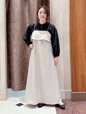 「grove（グローブ）の【カセット服】洗えるAラインキャミワンピース（ワンピース、ベージュ系）」を使った、ゆみえさん（レディース）の秋コーディネート