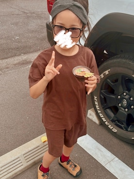 「KEEN（キーン）のアイテム（スニーカー）」を使った、ゆずさん（キッズ・110cm）の秋コーディネート