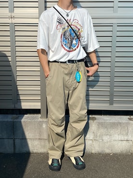 「ASTRONOMY（アストロノミー）のアイテム（チノパンツ）」を使った、＂𝒟𝒶𝒾𝓂𝓊＂さん（メンズ・172cm）の夏コーディネート
