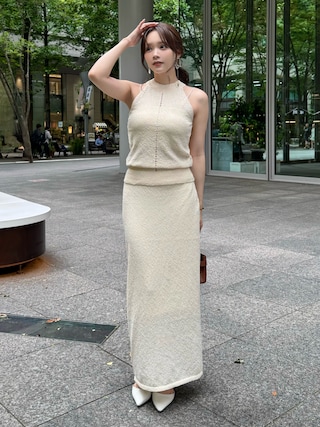 「Elishe(エリシェ)のブークレホルターニットタンク(タンクトップ)」を使った、Harukaさん(レディース・158cm)の夏コーディネート