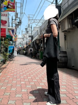 「CONVERSE（コンバース）のCONVERSE コンバース オール スター オックス / ALL STAR OX(BLACK) 32160321（スニーカー）」を使った、mさん（レディース・161cm・20代）の夏コーディネート