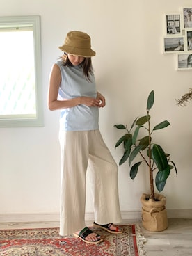 「TICCA（ティッカ）のアイテム（パンツ）」を使った、美優さん（レディース・168cm）の夏コーディネート