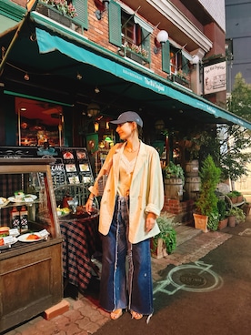 「anuke（アンヌーク）のSatin Lace Camisole（キャミソール、ベージュ系）」を使った、スザンヌさん（レディース・165cm）の夏コーディネート