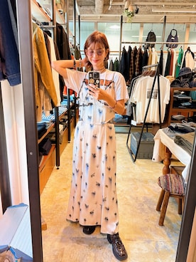 「アイテム（ワンピース）」を使った、スザンヌさん（レディース・165cm）の秋コーディネート