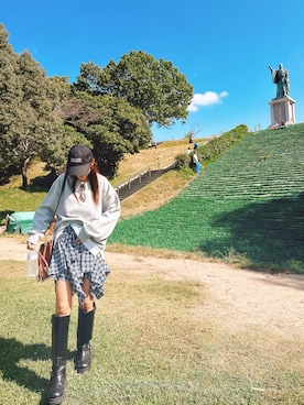 「アイテム（帽子）」を使った、スザンヌさん（レディース・165cm）の秋コーディネート