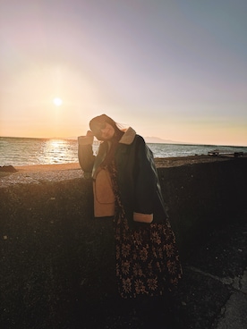 「アイテム（ライダースジャケット）」を使った、スザンヌさん（レディース・165cm）の秋コーディネート