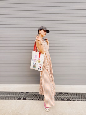 「FUMIE TANAKA（フミエタナカ）のアイテム（ワンピース/ドレス、ベージュ系）」を使った、スザンヌさん（レディース・165cm）の秋コーディネート