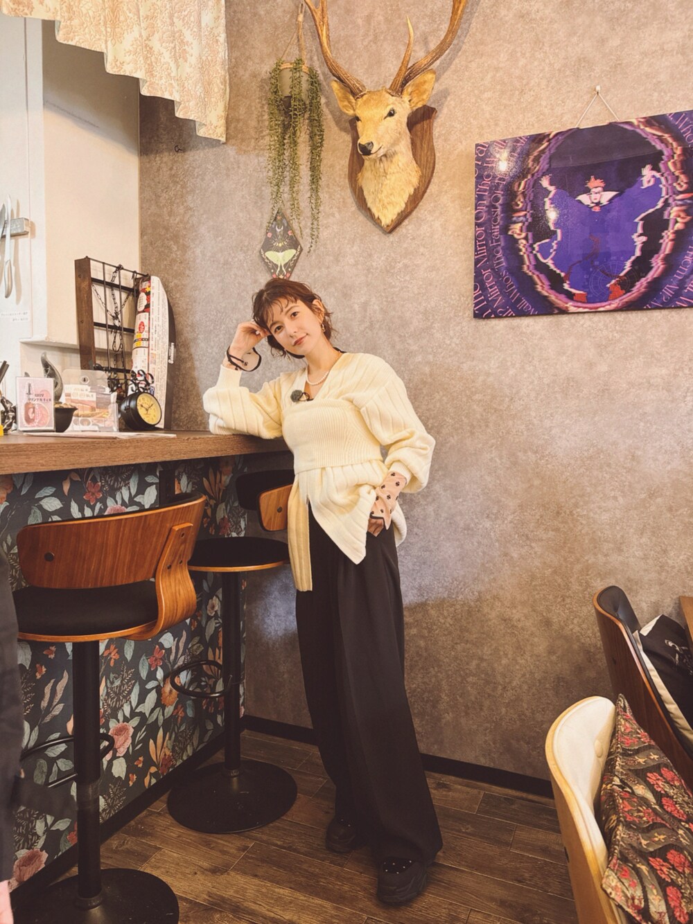 UND BUSTIER LAYERED KNIT CARDIGANを使った人気ファッション