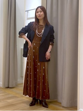 「Andemiu（アンデミュウ）のアイテム」を使った、小西皐さん（レディース・162cm）の秋コーディネート