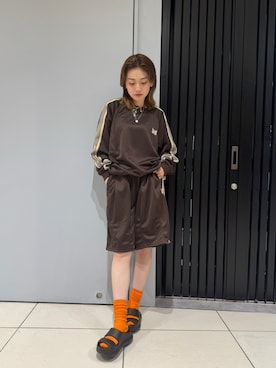 「OOFOS（ウーフォス）のOOFOS/ウーフォス　OOYEA ウーヤー リカバリーサンダル（サンダル、ブラック系）」を使った、リナリナ～さん（レディース・158cm）の夏コーディネート