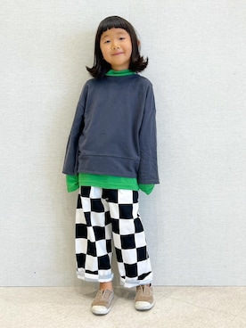 「Cienta（シエンタ）のアイテム（スニーカー）」を使った、KIYOKOHさん（キッズ・110cm）の秋コーディネート