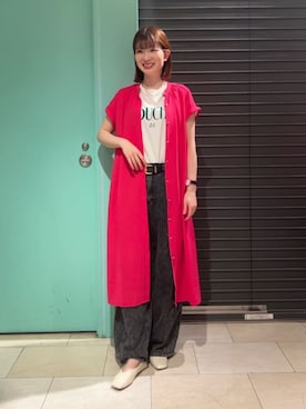 「シャツワンピを羽織る」｜ITS'DEMOスタッフさん（レディース・167cm）の春コーディネート