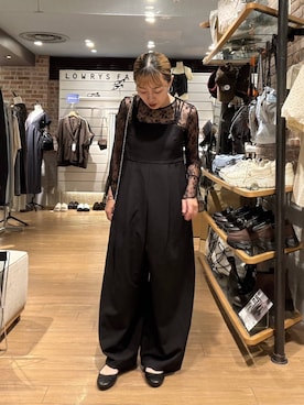「LOWRYS FARM（ローリーズファーム）のスタイルＵＰクロスカップキャミ　100757（Tシャツ/カットソー、ブラック系）」を使った、mumiさん（レディース）の夏コーディネート