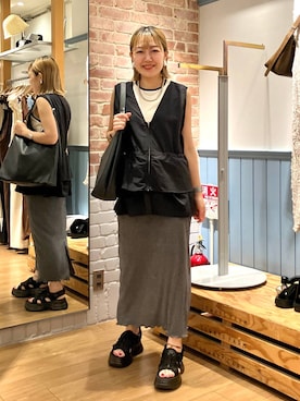 「アイテム（ベスト）」を使った、mumiさん（レディース・157cm・40代）の夏コーディネート