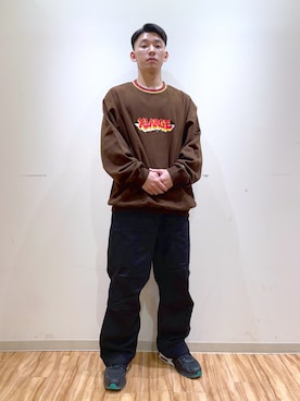「XLARGE（エクストララージ）のGRAFFITI CREWNECK SWEAT（スウェット、ブラウン系）」を使った、そういちろーさん（メンズ・175cm）の秋コーディネート