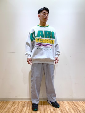 「XLARGE（エクストララージ）のXLARGE RECORDS LOGO CREWNECK SWEAT（スウェット、グレー系）」を使った、そういちろーさん（メンズ・175cm）の秋コーディネート