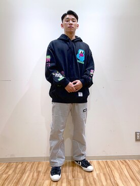 「XLARGE（エクストララージ）のTIM COMIX CHENILLE EMBROIDERED HOODED SWEAT（パーカー、ブラック系）」を使った、そういちろーさん（メンズ・175cm）の秋コーディネート