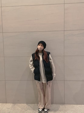 「自有品牌のアイテム（チノパンツ、ピンク系）」を使った、れな♡RENA🐰さん（レディース・158cm）の冬コーディネート
