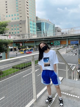 「Mitchell&Ness（ミッチェル&ネス）のアイテム（パンツ）」を使った、れな♡RENA🐰さん（レディース・158cm）の秋コーディネート