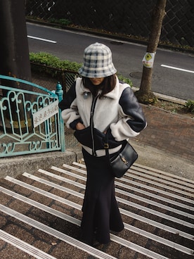「アイテム（ハット）」を使った、Dielle Pikeさん（レディース・160cm）の秋コーディネート