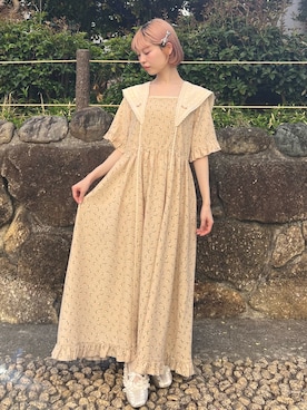 「merry jenny（メリージェニー）のflowerデコラティブカラーワンピース（ワンピース、ベージュ系）」を使った、sumomoさん（レディース・156cm）の春コーディネート