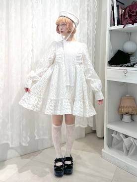 「merry jenny（メリージェニー）のfrill petit Jacquardミニワンピース（ワンピース、ホワイト系）」を使った、sumomoさん（レディース・156cm）の秋コーディネート