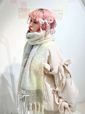 「アイテム（マフラー）」を使った、sumomoさん（レディース・156cm）の秋コーディネート