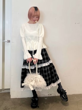 「アイテム（ローファー）」を使った、sumomoさん（レディース・156cm）の秋コーディネート