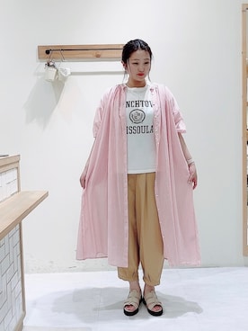 「オフホワイト」｜「アイテム（サンダル）」を使った、のざ🌳さん（レディース・164cm）の夏コーディネート