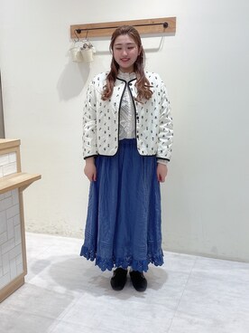 「春カラー」｜「アイテム（ノーカラージャケット）」を使った、のざ🌳さん（レディース・164cm）の冬コーディネート