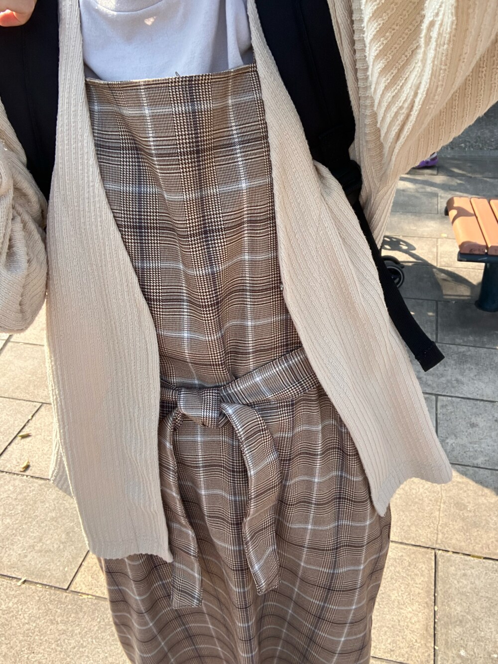 「しまむらのLサイズ（ワンピース/ドレス、ベージュ系）」を使った、shii__san43さん（キッズ・80cm）の秋コーディネートの1枚目の写真