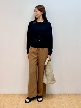 「INDIVI（インディヴィ）の【洗える／メッシュ素材／SETUP可能】ワイドパンツ（その他パンツ、イエロー系）」を使った、kozueさん（レディース・165cm）の春コーディネート