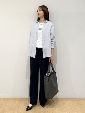 「INDIVI（インディヴィ）の【接触冷感／2WAY】カシュクールリネンシャツ（シャツ/ブラウス、ブルー系）」を使った、kozueさん（レディース・165cm）の春コーディネート