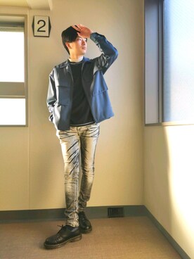 「semantic design（セマンティックデザイン）のアイテム（ノーカラージャケット）」を使った、賢一さん（メンズ・185cm）の冬コーディネート