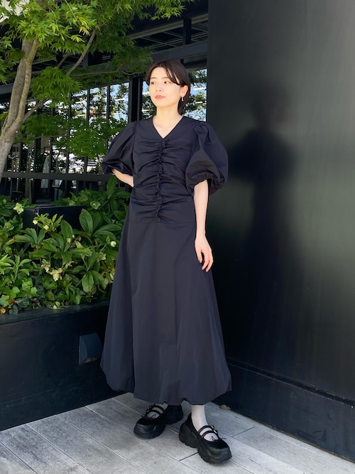 諌山桜花(STUDIOUS WOMENS)|AKIKOAOKIのローファーを使った