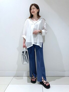 「INDIVI（インディヴィ）の【ビタミンE配合素材〈再生繊維(セルロース)〉】リブタンクトップ（タンクトップ、ホワイト系）」を使った、akariさん（レディース・151cm）の夏コーディネート