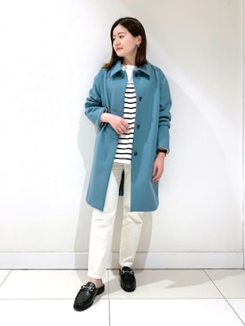 「ホワイトデニム」｜「アイテム（ステンカラーコート）」を使った、akariさん（レディース・151cm）の春コーディネート