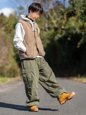 「アイテム（パーカー、ホワイト系）」を使った、Shinjiさん（メンズ・172cm）の秋コーディネート