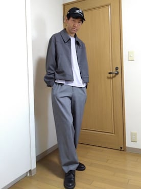 「UNIQLO（ユニクロ）のアイテム（Tシャツ/カットソー、パープル系）」を使った、特養介護士さん（メンズ・170cm）の春コーディネート