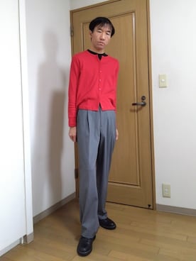 「UNIQLO（ユニクロ）のアイテム（カーディガン/ボレロ、レッド系）」を使った、特養介護士さん（メンズ・170cm）の春コーディネート