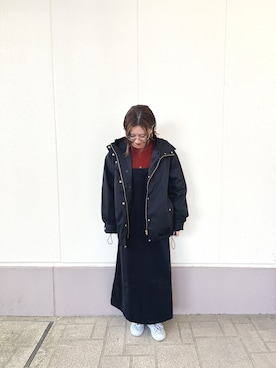 「アイテム（マウンテンパーカー）」を使った、MINAMIさん（レディース・155cm）の冬コーディネート